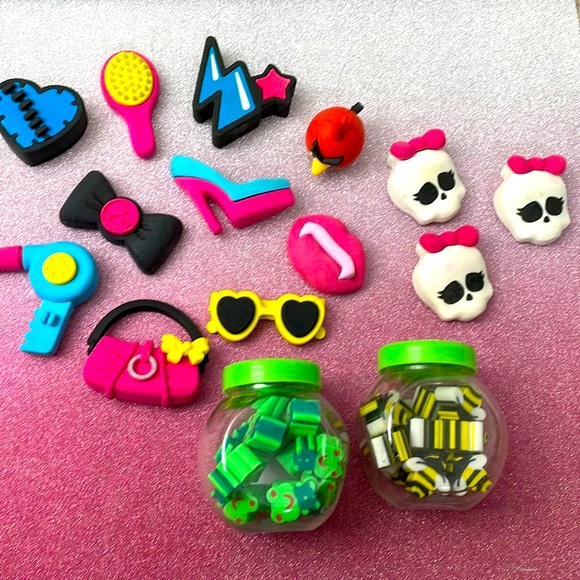 Bundle of vintage erasers - Picture 1 of 5